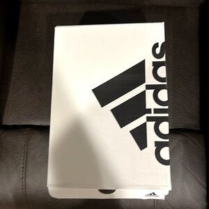 New inbox Adidas Kaptir Flow.  Men’s size 8.5.